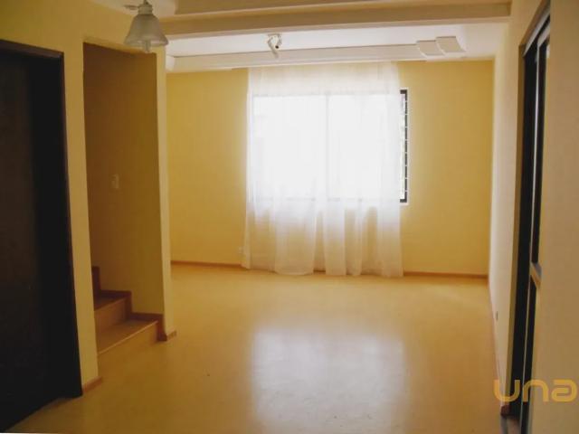 Sobrado no Campina Do Siqueira de 132.6 m² com 3 quartos