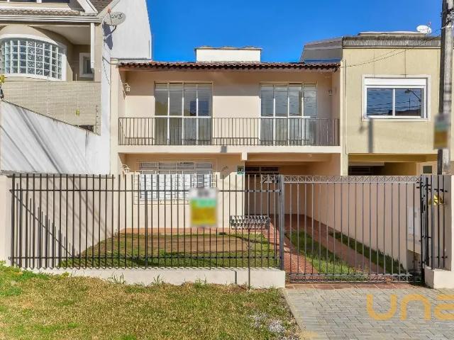 Sobrado no Campina Do Siqueira de 150 m² com 3 quartos