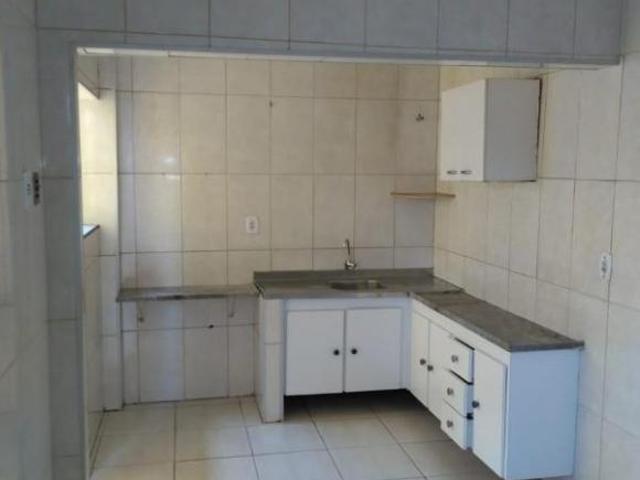 Sobrado no Centro de Alfenas, 4 Quartos, Suíte e 207m²