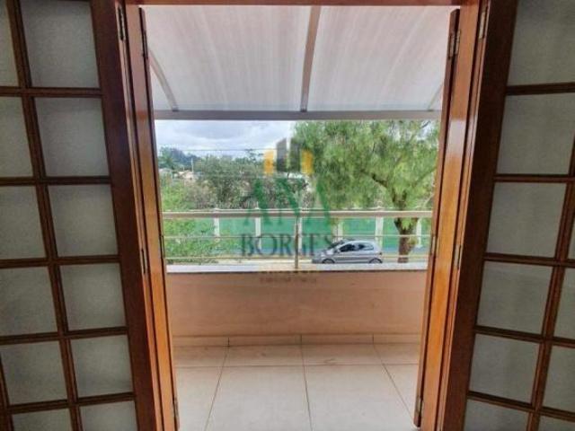 Sobrado no Condomínio Granja Olga 2