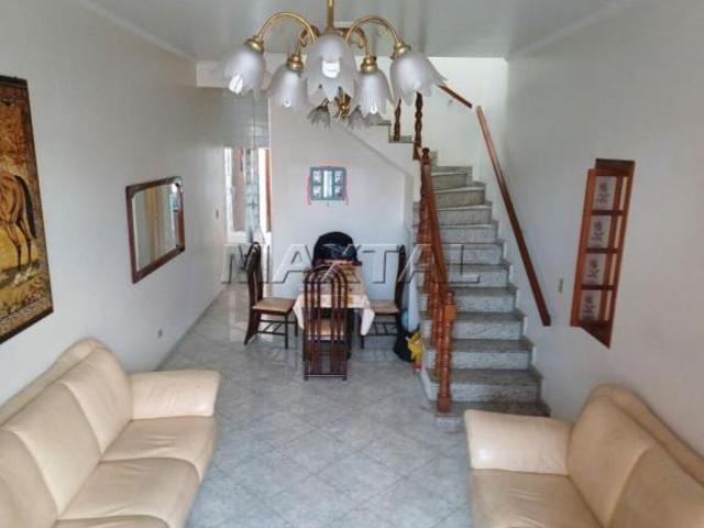 Sobrado no Imirim com 2 dormitórios, 1 suíte, sala, cozinha e 1 vaga de garagem com 100m²