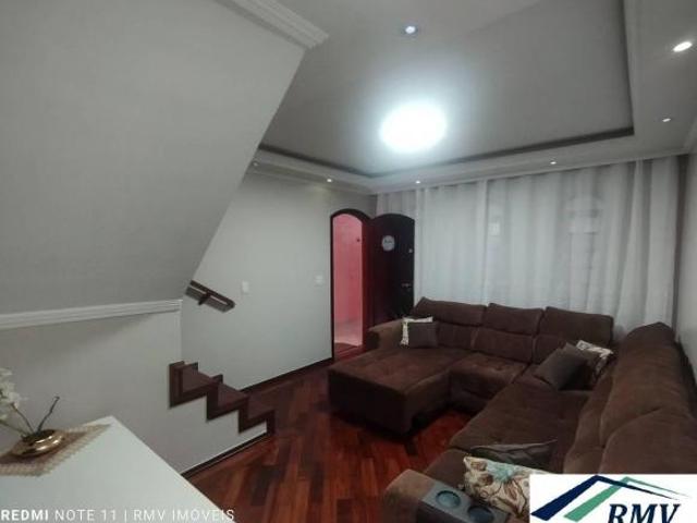 Sobrado no Jardim Ipanema, região do Bairro dos Casa