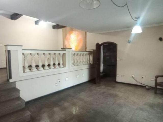 Sobrado no Jardim Peri Peri com 260 metros