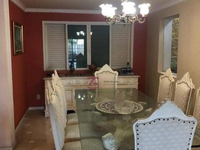 Sobrado no Jardim São Bento, 3 dormitórios, 3 suítes, 3 vagas