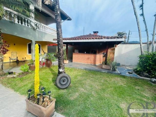 SOBRADO NO JARDIM SAMAMBAIA EM UBATUBA