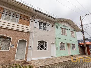Sobrado no Prado Velho de 90 m² com 2 quartos