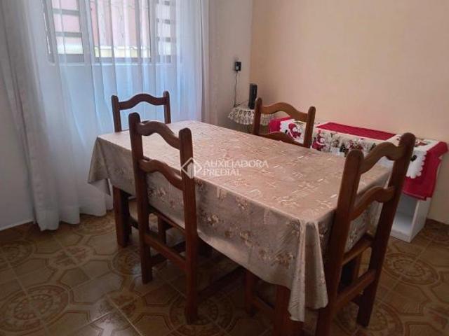 Sobrado no Taboão Diadema com 04 quartos 01 suíte Área gourmet, 02 Vagas