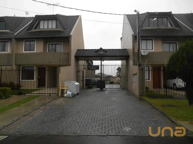 Sobrado para alugar 3 quartos, 141 m² em Uberaba, Curitiba Riviera Condominio Residencial