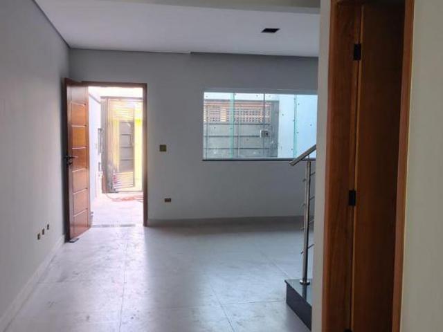 Sobrado Novo com 2 Suítes, churrasqueira e 2 vagas!