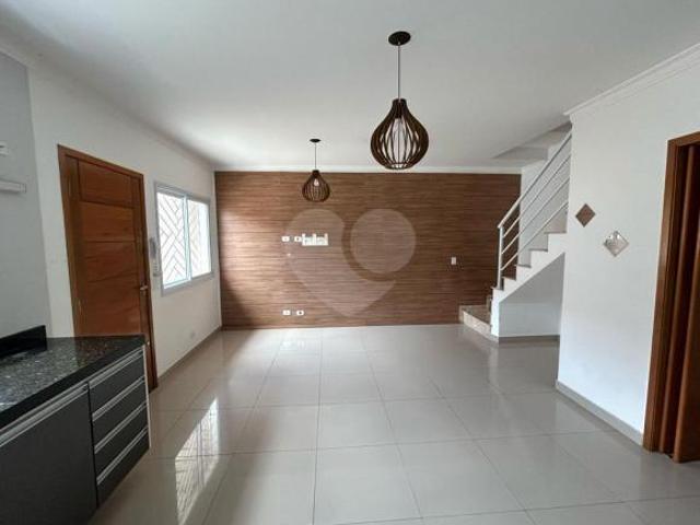 Sobrado novo com 2 suítes 2 vagas a venda Campo Grande São Paulo