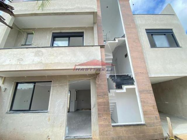 Sobrado Novo à Venda em Curitiba PR: 3 Quartos, 3 Suítes, 2 Salas, 5 Banheiros, 2 Vagas, 160,39m². V
