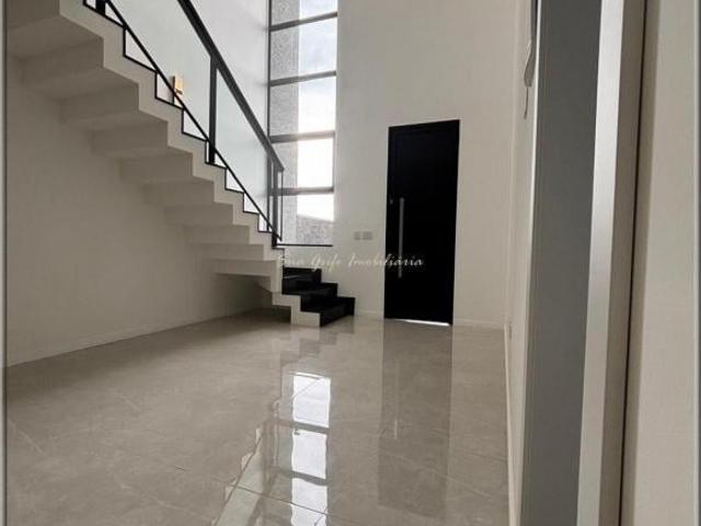 Sobrado Novo à Venda em São José dos Pinhais – Bai