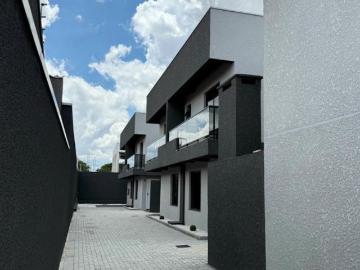 Sobrado novo a venda no Alto Boqueirão Curitiba pronto para morar/