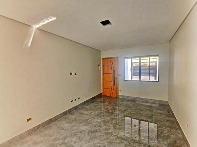 Sobrado novo à venda no Bairro do Jardim Maristela