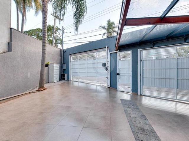 Sobrado Novo a Venda no Jardim Prudência 4 suítes, 3 vagas