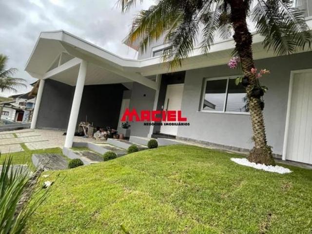 Sobrado novo todo reformado com 3 suítes, piscina e área gourmet excelente!