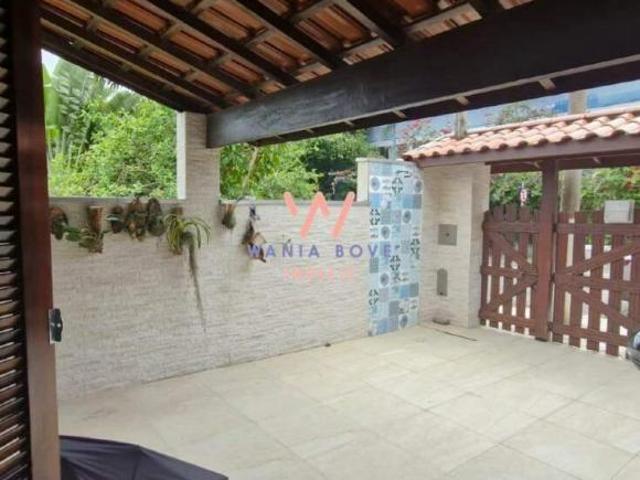 Sobrado a 150m da Praia, com 3 dormitórios à venda, 126m² por R$850.000 Cigarras São Sebastião/S