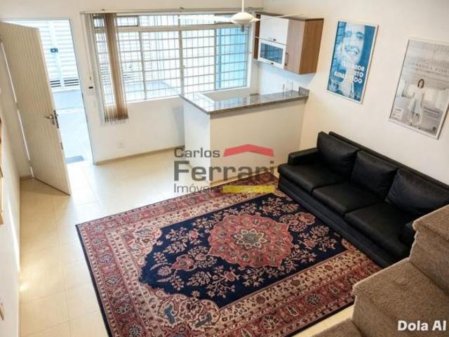 Sobrado a 200m do Metro Vila Madalena, em vila fechada, com 160m²!