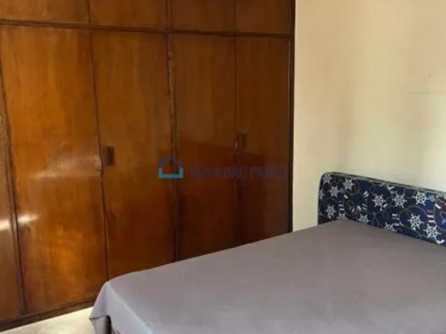 Sobrado a 860 mts metrô Pça da Árvore, 04 dormitórios 01 suíte. 04 vagas. 131 m²