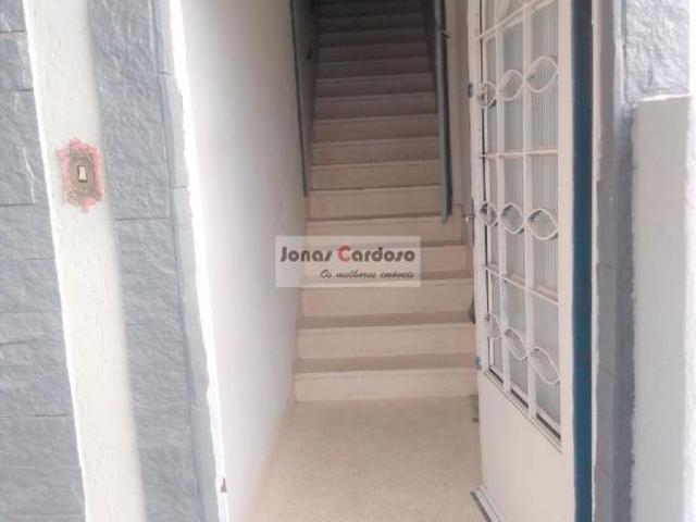 Sobrado a a venda com ponto comercial na Vila Jundiaí em Mogi das Cruzes, com 3 quartos 1 suíte, 2