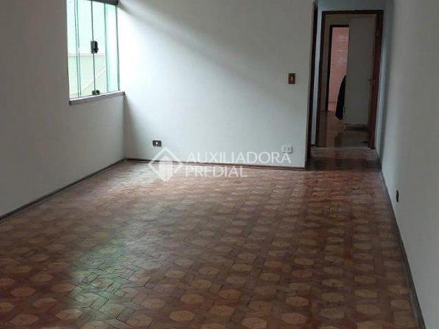 Sobrado a venda, 3 dormitórios, 1 suíte, 4 vagass, Vila Gonçalves, São Bernardo do Campo