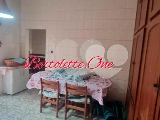 Sobrado a venda 3 quartos, churrasqueira, quintal 2 vagas cobertas no Mandaqui