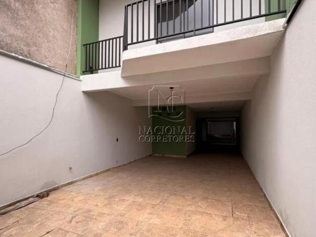 Sobrado à venda, 3 quartos, 1 suíte, 7 vagas, Parque Gerassi Santo André/SP