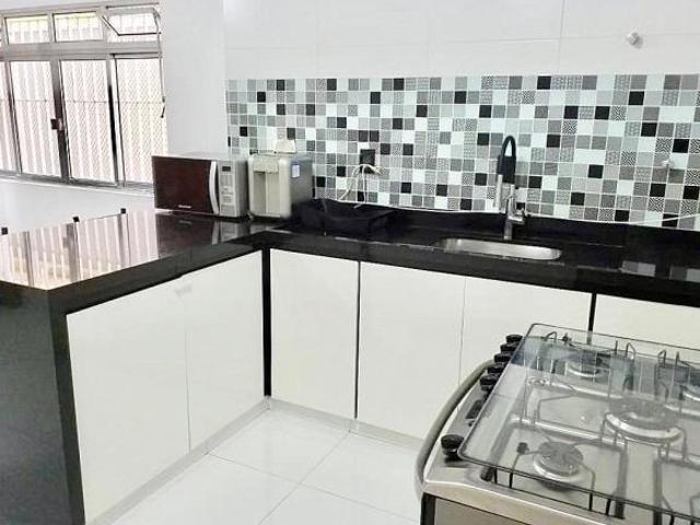 Sobrado à venda, 3 quartos, 1 suite e 2 vagas !