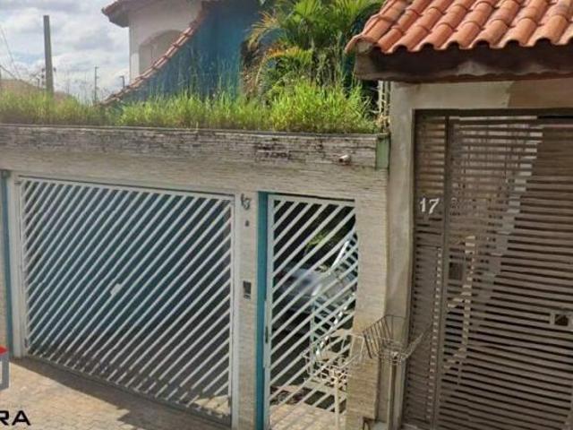 Sobrado à venda 3 quartos 3 vagas Gerassi Santo André SP