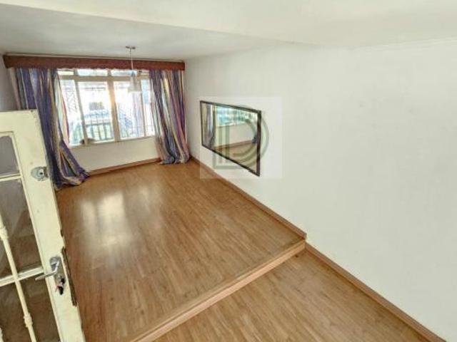 SOBRADO À VENDA 100 MTS METRÔ VILA SONIA, COM 130M²