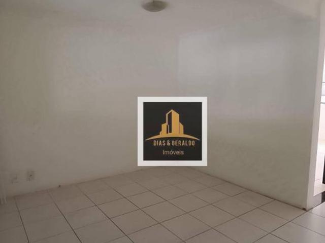 Sobrado à venda, 100 m² por R$ 510.000,00 Jardim São Judas Tadeu São José dos Campos/SP