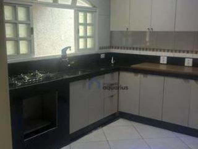Sobrado à venda, 110 m² por R$ 519.000,00 Jardim Pararangaba São José dos Campos/SP