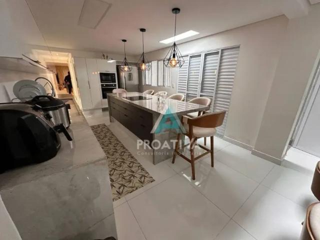 Sobrado com 3 dormitórios à venda, 158 m² por R$ 1.113.000,00 Campestre Santo André/SP