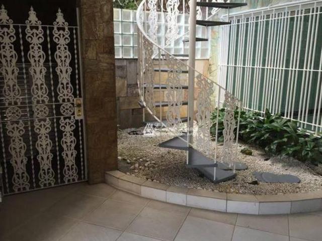 Sobrado à venda, 200 m² por R$ 901.000,01 Vila Galvão Guarulhos/SP