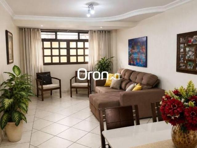 Sobrado à venda, 202 m² por R$ 850.000,00 Setor Nova Suiça Goiânia/GO