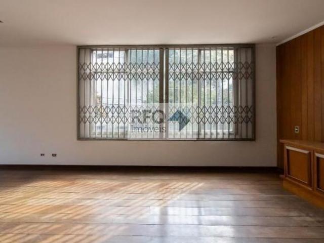 SOBRADO A VENDA 277 M² | 3 DORM | 1 SUÍTE | 4 BANHOS | 4 VAGAS