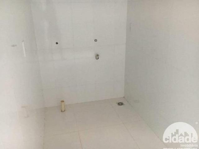Sobrado à venda, 2 quartos, 1 suíte, 2 vagas, Coqueiral Cascavel/Pr