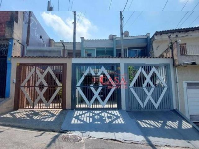 Sobrado à Venda. 2 Suítes e 2 Vagas de garagem. Perto do Metrô Artur Alvim. São