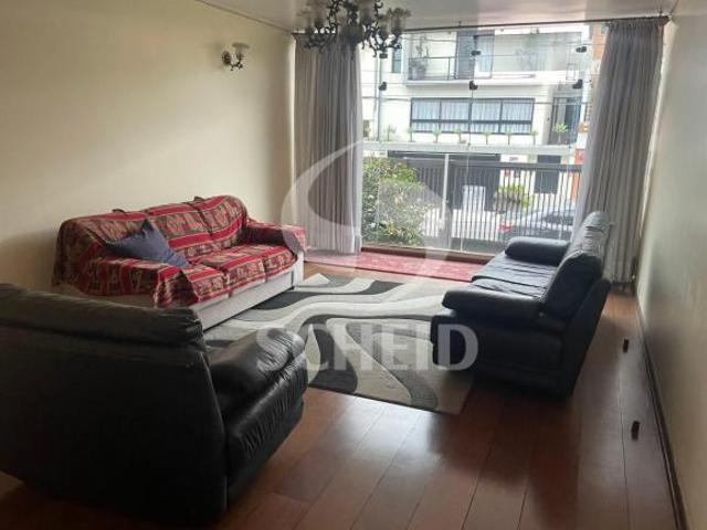 Sobrado à venda 4 Dormitórios, 2 suítes, 350m2 na Chácara Klabin SP