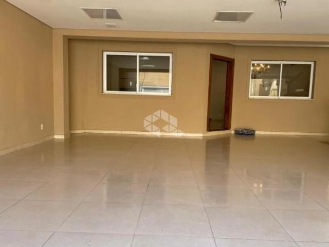 SOBRADO Á VENDA 4 DORMITORIOS RESIDENCIAL FLORIDA