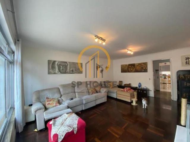 Sobrado à venda, 4 quartos, 2 suítes, 240m², Bosque da Saúde