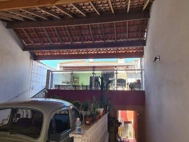 Sobrado à venda 4 quartos 2 suítes 2 vagas Cerâmica São Caetano do Sul SP