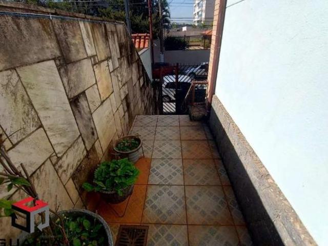 Sobrado à venda com 362 m² 2 casas 4 vagas de garagem