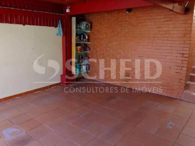 Sobrado a venda com 02 dormitórios, 02 Vagas, edícula e quintal