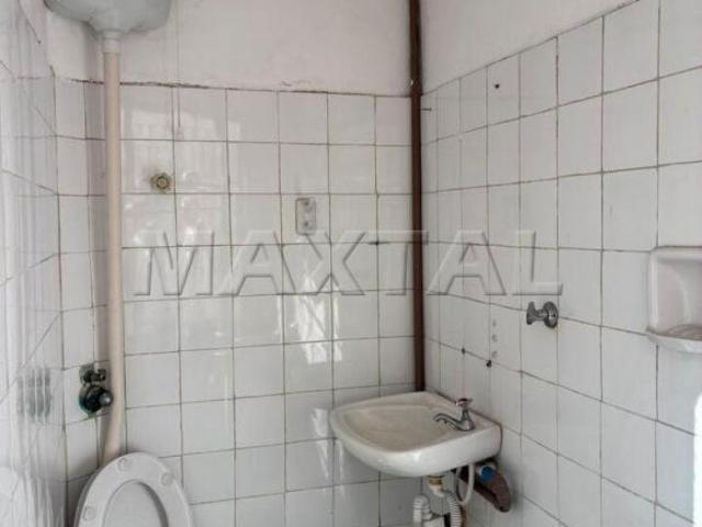 Sobrado à Venda com 190m², 2 Dormitórios, Edícula com Banheiro, Quintal Amplo e 1 Vaga