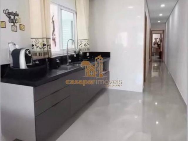 Sobrado à venda com 130m², 4 quartos com espaço gourmet em Camilopolis