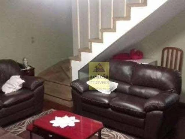 Sobrado à venda com 2 dormitórios e 2 vagas, 116 m² por R$ 640.000,00 Jardim Mangalot São Paulo