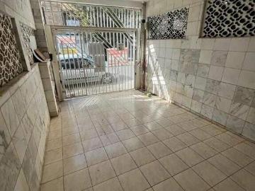 Sobrado à Venda com 2 Dormitórios e Varanda no Bairro Anchieta – São Bernardo do Campo