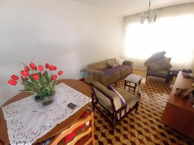 Sobrado à venda com 2 quartos e 2 vagas, 142m² Vila Guarani