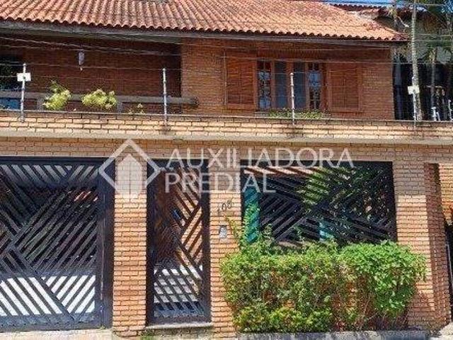 SOBRADO Á VENDA COM 300M² 3 DORMTS, 1 SUÍTE, 4 VAGAS PARQUE ESPACIAL SÃO BERNARDO DO CAMPO
